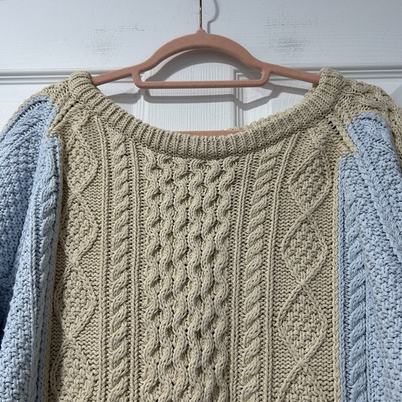 LL Bean Signature Womens Size L Beige Fisherman Cable Knit Sweater 100% Cotton - Picture 3 of 10